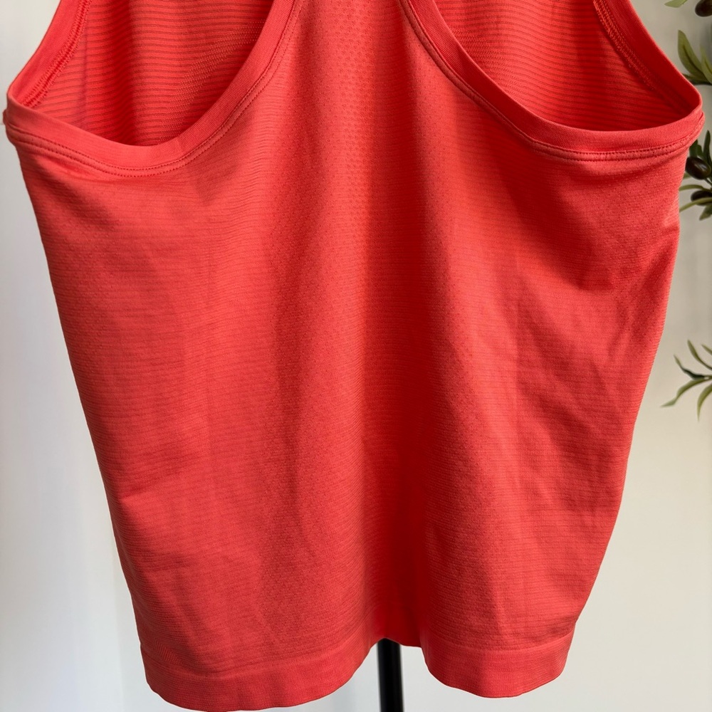 • [Lululemon] Racerback Tank • - Picture 6 of 7